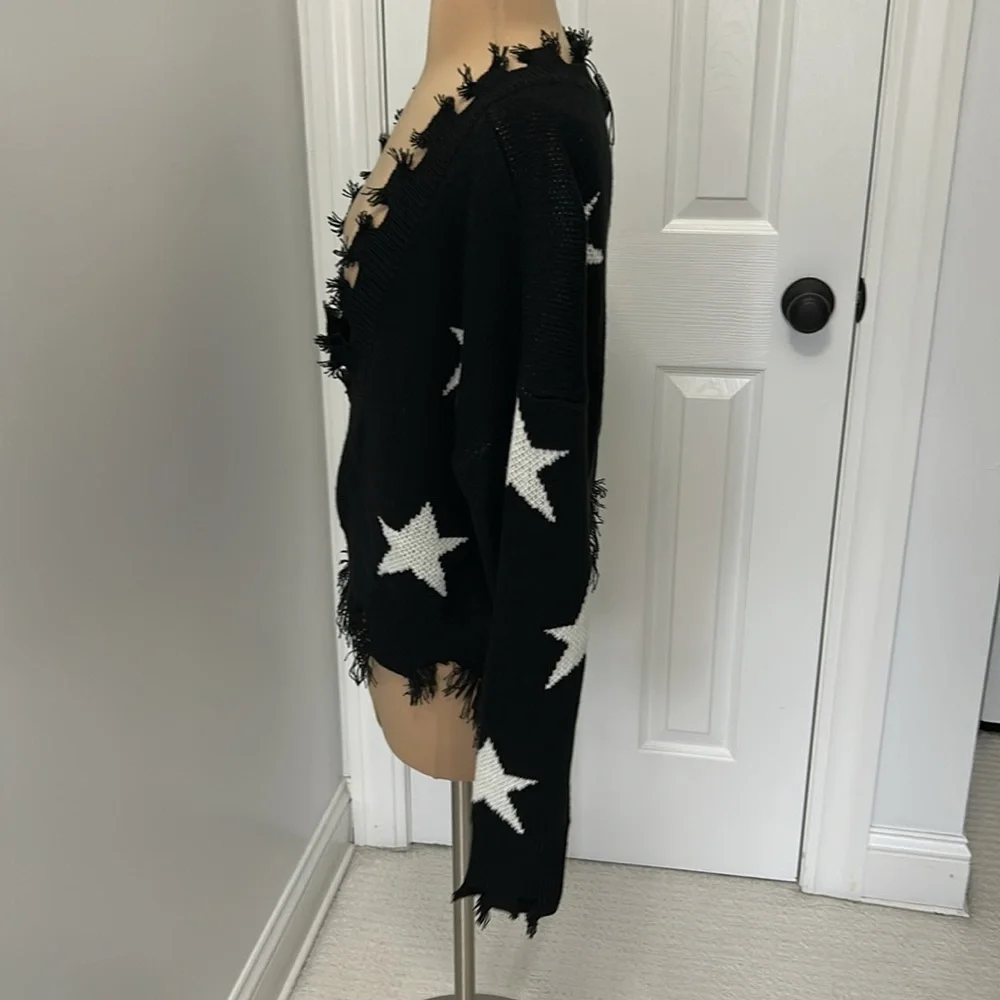 Zaful Distressed Black Star Sweater